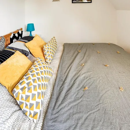 Apartment Isigny-Sur-Mer Near Sea, Cleaning Included *