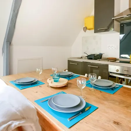 Apartment Isigny-Sur-Mer Near Sea, Cleaning Included *