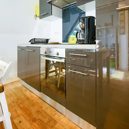 Apartment Isigny-Sur-Mer Near Sea, Cleaning Included Appartement